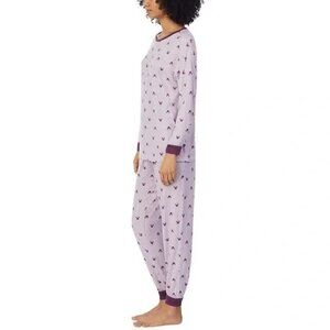 Disney Women's Sleepwear Large Supersoft Velvet Top & Jogger